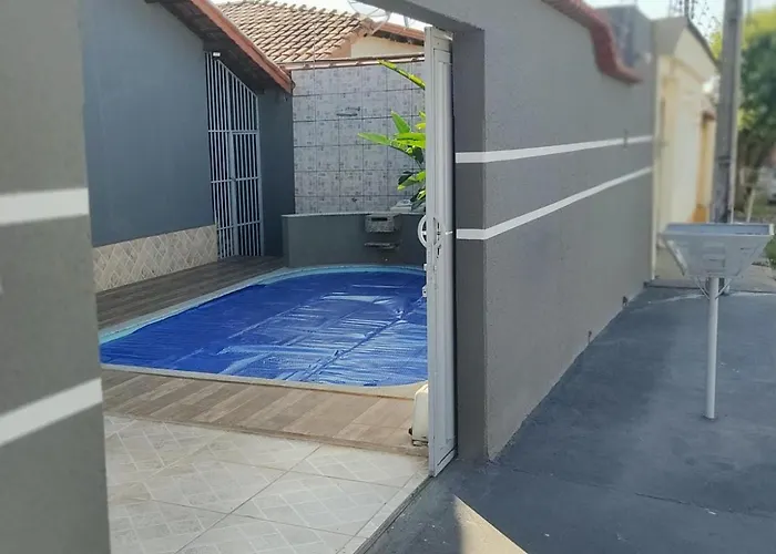 Casa 3/4 Com Piscina E Mesa De Sinuca Em Caldas Novas