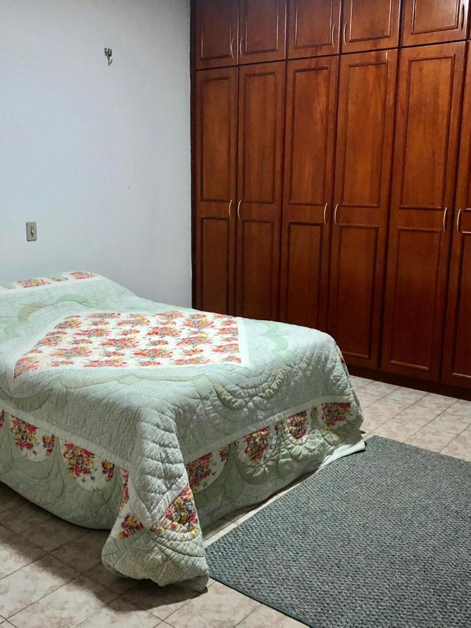 Holiday home Casa 3/4 Com Piscina E Mesa De Sinuca Em Caldas Novas