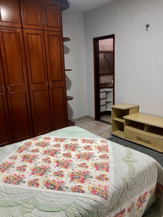 Holiday home Casa 3/4 Com Piscina E Mesa De Sinuca Em Caldas Novas