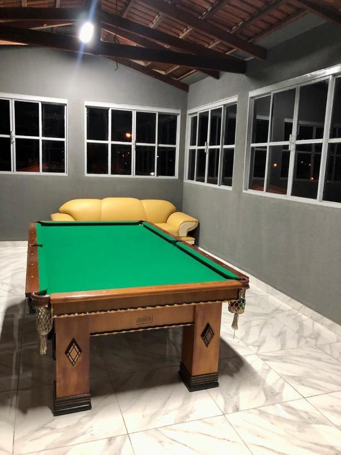 Casa 3/4 Com Piscina E Mesa De Sinuca Em Casa de Férias